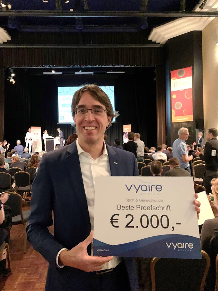 Sportarts Victor Niemeijer wint de proefschriftprijs van de Vereniging voor Sportgeneeskunde Nederland